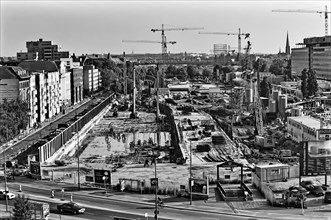 Large construction site in the centre of the city, March 1996, Potsdamer Platz, Berlin, Germany,