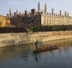 Punting on the river Cam, Clare College, Cambridge university, Cambridgeshire, England, United