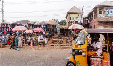 Street scene in the capital of Nigeria, Abuja, 06/02/2024