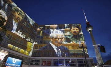 On the 30th anniversary of the fall of the Wall, 3D video projections of historical images and