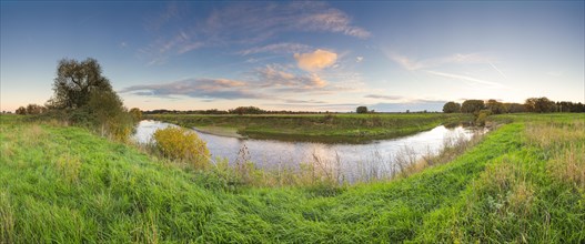 Panoramic view along the Leine, panorama, landscape, evening light, landscape photography, nature