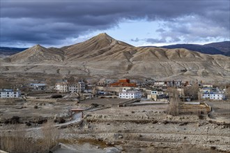 The walled village of Lo Manthang, Kingdom of Mustang, Nepal, Asia