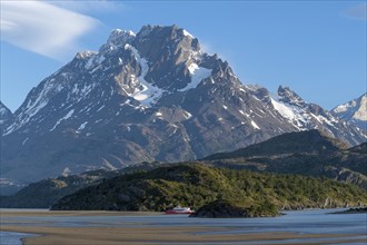 Excursion boat in Lago Grey, Torres del Paine National Park, Parque Nacional Torres del Paine,
