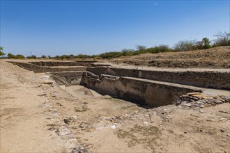 Water reservoir, Archaeological park, Unesco site Dholavira, Gujarat, India, Asia
