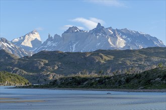 Imposing mountain range on Lago Grey, Torres del Paine National Park, Parque Nacional Torres del