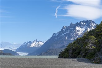 Glacier, Lago Grey, Torres del Paine National Park, Parque Nacional Torres del Paine, Cordillera