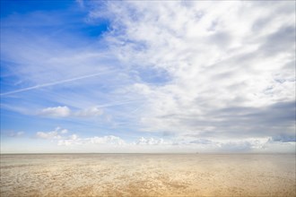 Mudflats of Schillig, bright blue sky, clouds, Schillig, Wangerland, North Sea, Germany, Europe