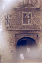 Gatehouse, moated castle, one door open, historical, formerly Bruenninghausen Castle, Rombergpark