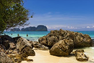Bamboo-Island, beach, swimming, bathing, snorkelling, bay, bay, sea, ocean, Andaman Sea, tropical,