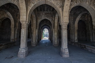 Old trade house, Unesco site Champaner-Pavagadh Archaeological Park, Gujarat, India, Asia