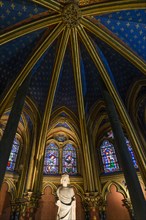 Vault, interior view, lower chapel, Sainte-Chapelle, Ile de la Cite, Paris, France, Europe