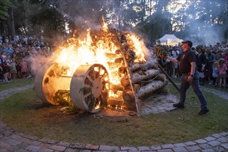 Riga. Ligo festival in Dzeguzkalna Park. Burning of the headdress (oak leaf wreath, flower wreath)