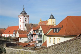 View of St. Nikolai church built 15th century and castle, townscape, Marktbreit, Lower Franconia,