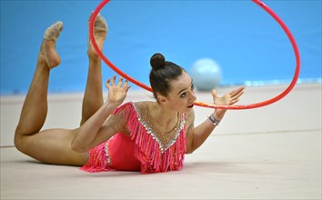 Emilia Heichel (POL), action, hoops, rhythmic gymnastics, RSG, Schmiden International 2024,