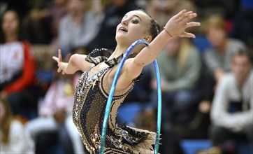 Victoria Magel (GER), action, hoops, rhythmic gymnastics, RSG, Schmiden International 2024,