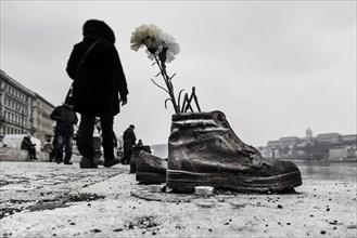 Holocaust memorial on the east bank of the Danube, shoes, memorial, war, persecution, murder,