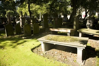Graves in churchyard, Saint Nicholas Kirk, Aberdeen, Scotland, United Kingdom, Europe