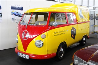 RETRO CLASSICS 2010, Stuttgart Trade Fair, Colourfully painted VW T1 Bulli in yellow and red with