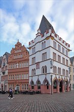 Red House with Tail Gable and Steipe House built in 1430 with arcade and battlements, Hauptmarkt,