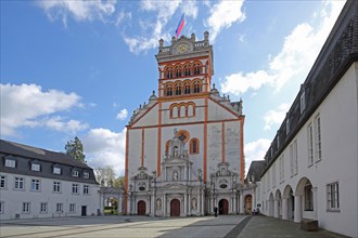 Forecourt with Romanesque St Matthias Church and Benedictine Abbey, Trier, Rhineland-Palatinate,