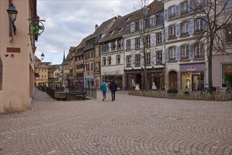 Rue de l'Eglise in the old town centre of Colmar, Departement Haut-Rhin, Grand Est, France, Europe
