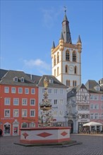 St Peter's Fountain and St Gangolf's Church Tower, Fountain, Main Market Square, Trier,