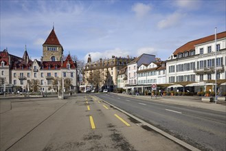 Quai de Belgique and Ouchy Castle in the Ouchy district, Lausanne, district of Lausanne, Vaud,