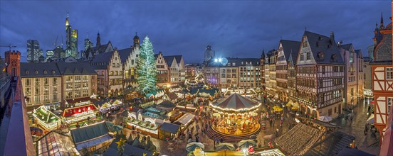 Christmas market illuminated Panorama am Roemer Frankfurt Germany