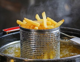Food, Potato, Pommer Frites on the deep fryer, AI generated, AI generated