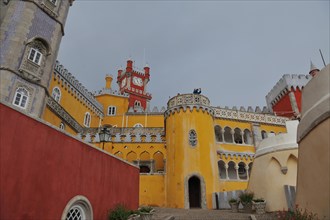 Palacio national de pena, sintra, portugal