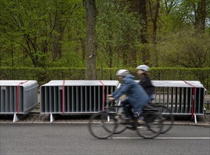 Barrier fences provided for a running event, Strasse des 17. Juni, Berlin, Germany, Europe