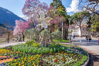 Flower border on the spa promenade in spring, Merano, Val Passiria, Val d'Adige, Burggrafenamt,