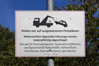 Sign, traffic sign, traffic sign, parking only in designated parking spaces, symbolic tow truck,