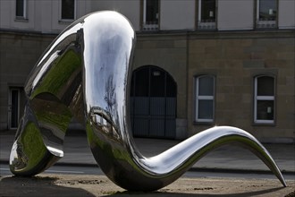 Artwork entitled I'm alive made of polished stainless steel by Tony Cragg, Wuppertal, Bergisches