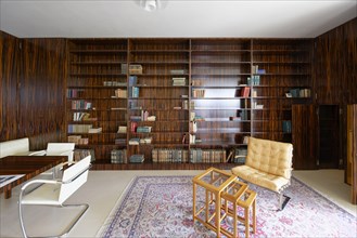 Interior view, book wall, living room, Villa Tugendhat (architect Ludwig Mies van der Rohe, UNESCO