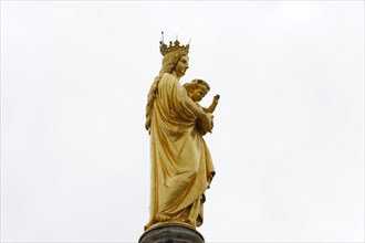 Madonna, Church of Notre-Dame de la Garde, Marseille, A golden statue of Mary with the child Jesus