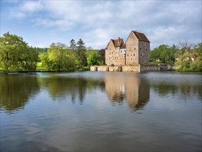 Wasserburg, moated castle Brennhausen near Sulzdorf an der Lederhecke, Hassberge, Rhoen-Grabfeld,