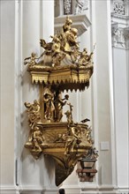 St Stephen's Cathedral, Passau, Gilded pulpit, pulpit by L. Mattielli and A. Beduzzi, 1726, St