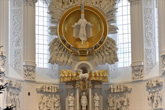 St Kilian's Cathedral, St Kilian's Cathedral, Wuerzburg, Several statues of saints under a