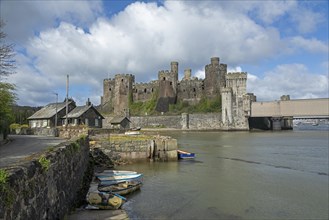 House, fishing boats, castle, bridge, Conwy, Wales, Great Britain