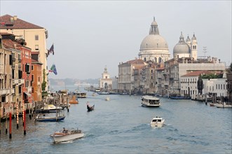 Grand Canal, behind the church of Santa Maria della Saluti, A lively scene on the Grand Canal in