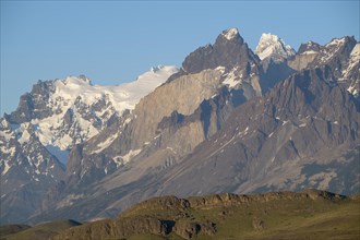 Andes mountain range, morning light, Torres del Paine National Park, Parque Nacional Torres del