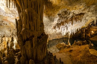Amazing photos of Drach Caves in Mallorca, Spain, Europe