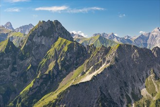 Mountain panorama from Laufbacher-Eckweg to Hoefats, 2259m, Allgaeu Alps, Allgaeu, Bavaria,