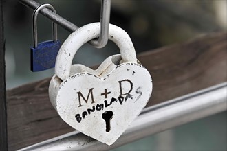 Love locks, Ponte dell Akademica, Grand Canal, Locked heart lock with initials on a railing, symbol