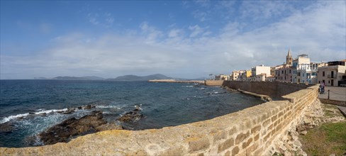Fortress wall facing the sea, panoramic view, old town centre, Alghero, Sardinia, Italy, Europe