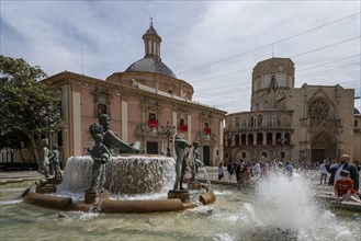 Turia Fountain, Basilica Virgen de los Desamparados, Cathedral, Catedral de Santa Maria, Plaza de