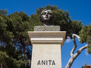 Monument, Anita, Donna Costanza, detail, Maddalena, Isola La Maddalena, Sardinia, Italy, Europe