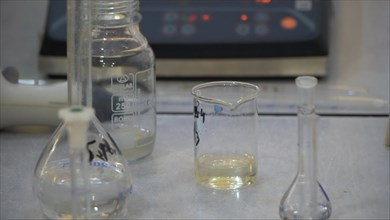 Laboratory glassware and equipment for scientific research and development in clinical laboratory