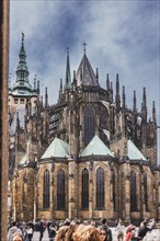 Crowds, Church, Cathedral, Cathedral, Sightseeing, City tour, Exterior view of St Vitus Cathedral,